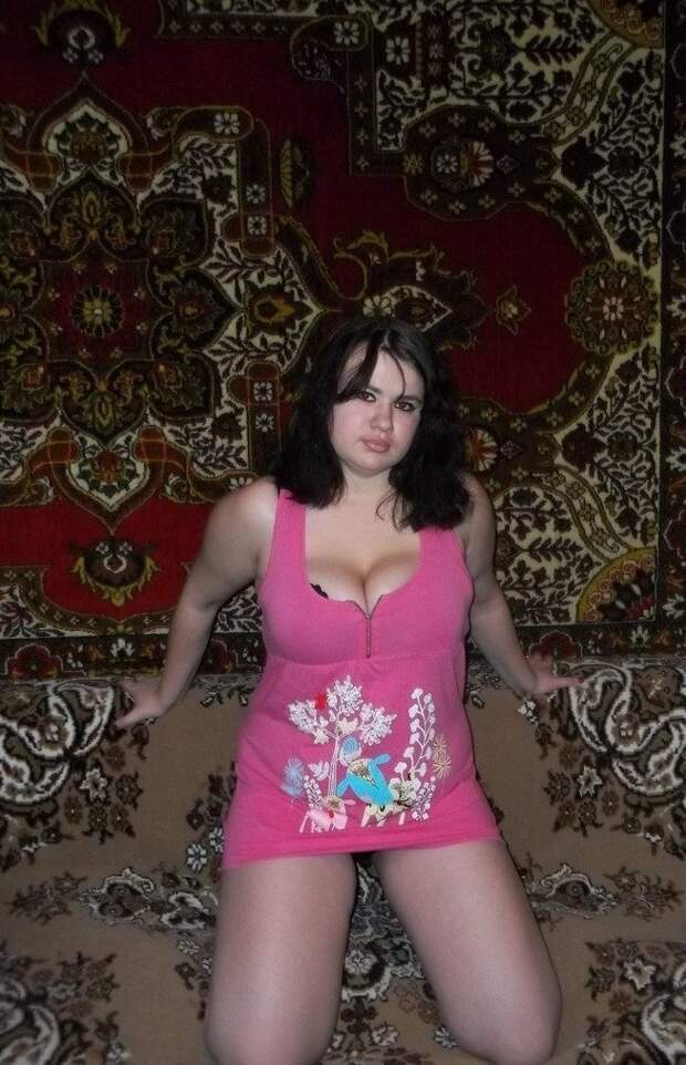 Пост в тему: Деревенские фотомодели, по которым плачут все рекламные агентства девушки, ковер, конкурс, красота, прикол, юмор