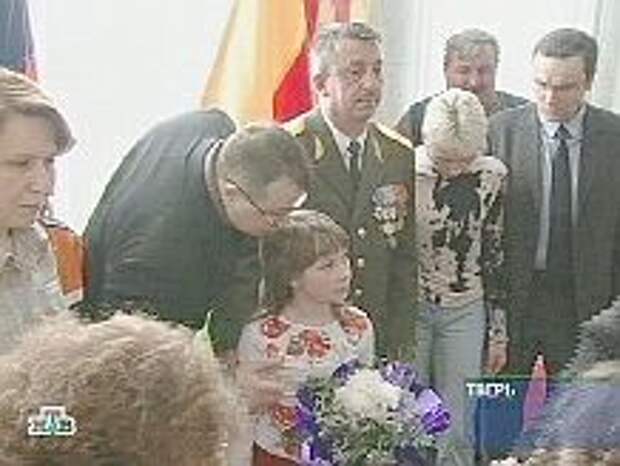 Саша Ершова-награждение медалью.jpg