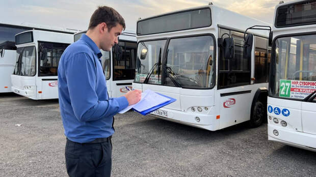 «Нас просто кинули»: 244 тысячи жителей Ростовской области лишили льгот на проезд