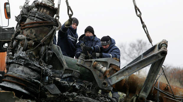 Фейки о крушении MH17 сочиняла британская разведка, но виноваты всё равно русские
