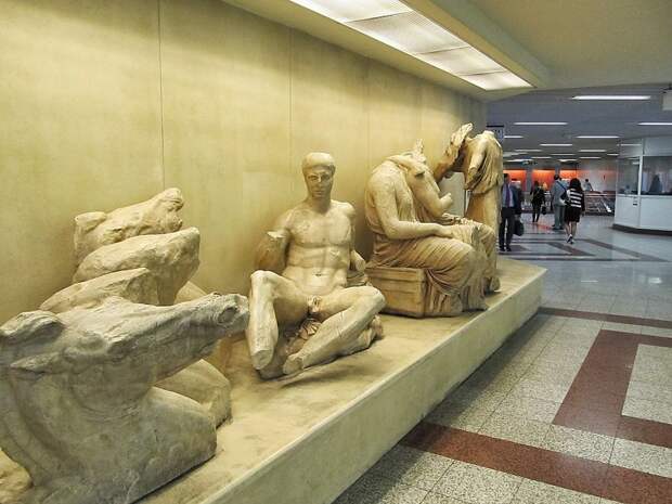 Samye-krasivye-stantsii-metro 50