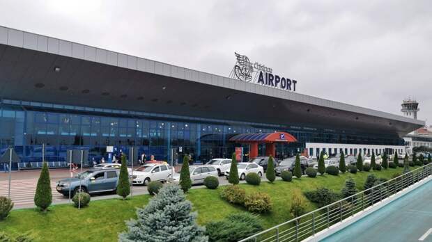 Обыски в аэропорту Кишинёва прошли примерно у 140 участников съезда в Москве