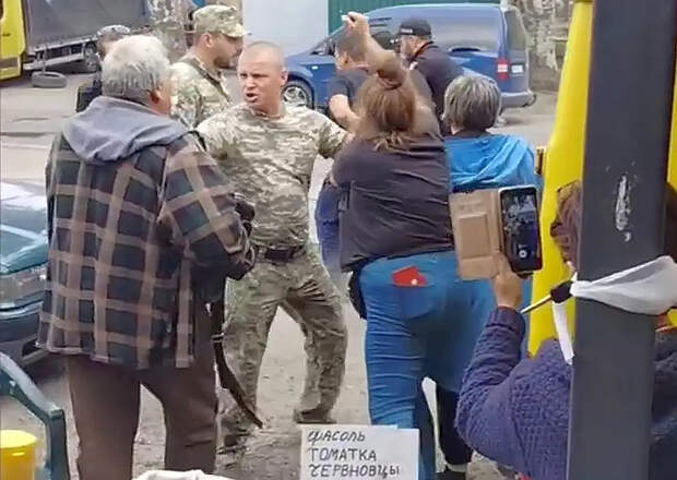 Легче идентифицировать сопротивляющихся: всех сотрудников ТЦК обяжут носить боди-камеры