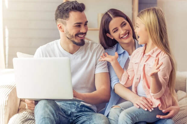 Мудрость рода. Психолог Василькова пояснила, когда и как уступать детям