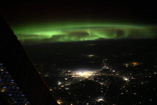 «Роскосмос» показал ночной Петербург с борта станции МКС