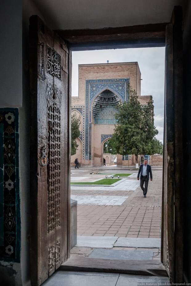 Узбекистан, двери Бухары