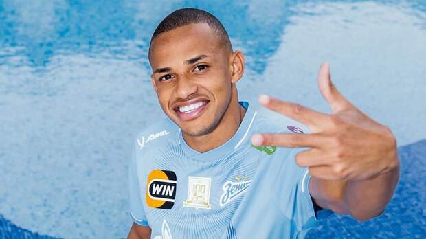 Тренер «Зенита» ответил, может ли Джон Джон дебютировать в матче с «Динамо»