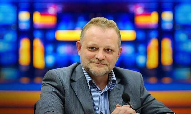 Андрей Золотарёв: Хорошо напуганный избиратель – удобный избиратель, власть не отменит принудительную мобилизацию