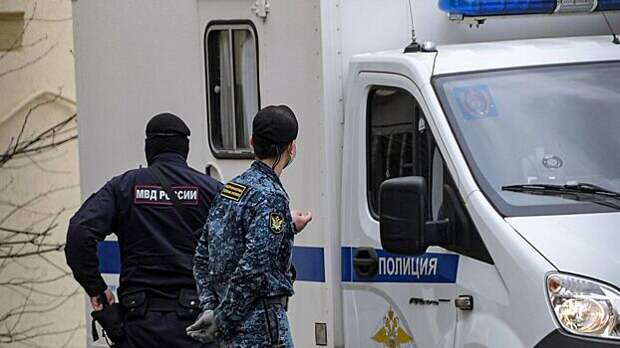 В Махачкале мужчины устроили поножовщину из-за танца женщины в хиджабе