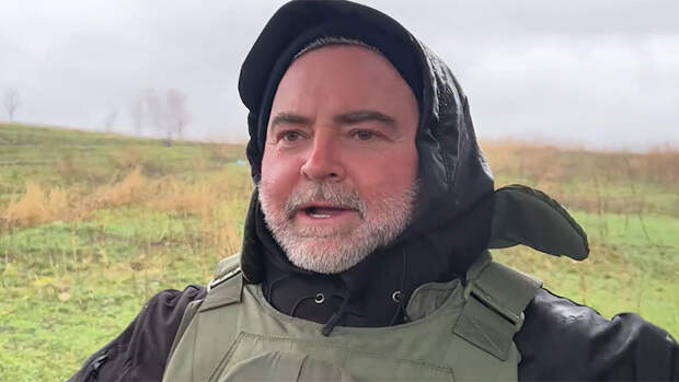 Отставной американский военный Скотт Бенетт посетил Белгород и в течение нескольких дней фиксировал обстрелы ВСУ этого региона.