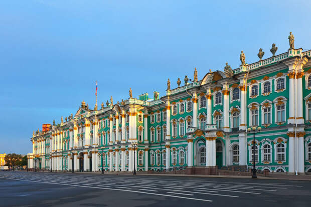 Как Санкт-Петербург превратился в Петроград