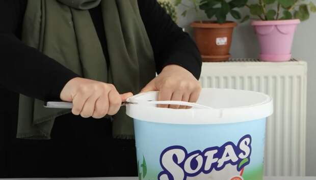 Как из пластикового ведра сделать оригинальное кашпо для сада и дачи