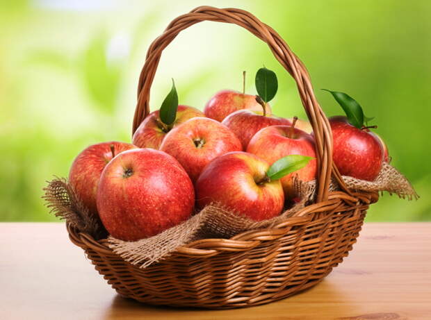 Яблоки. 8 продуктов, помогающих бороться с заболеваниями сердца