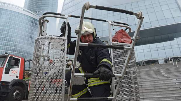 В результате возгорания в кафе в «Москва-Сити» эвакуировали 26 человек