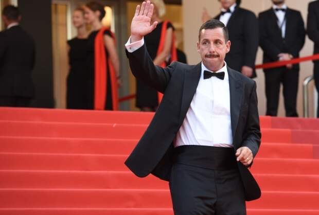 Адам Сэндлер стал самым высокооплачиваемым актером 2025 года