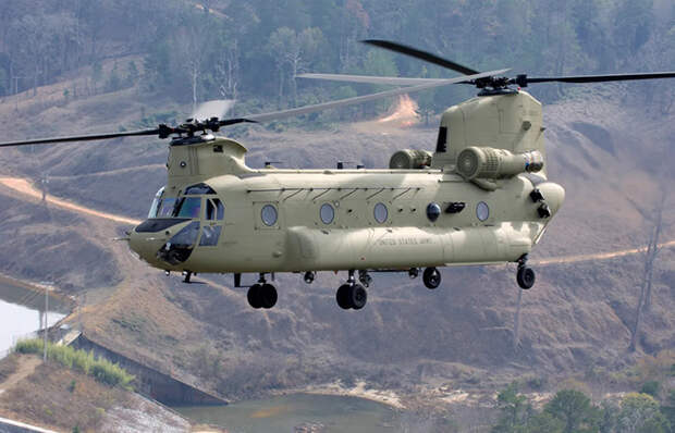Вертолёт CH-47 Chinook./ Фото: goodfon.ru
