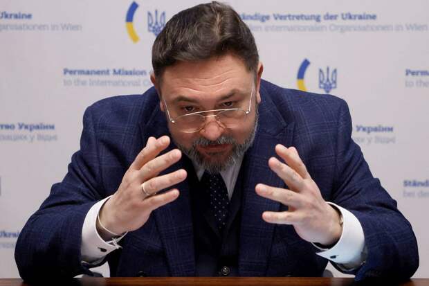 На Украине захотели заблокировать все соцсети и назвали их абсолютным злом