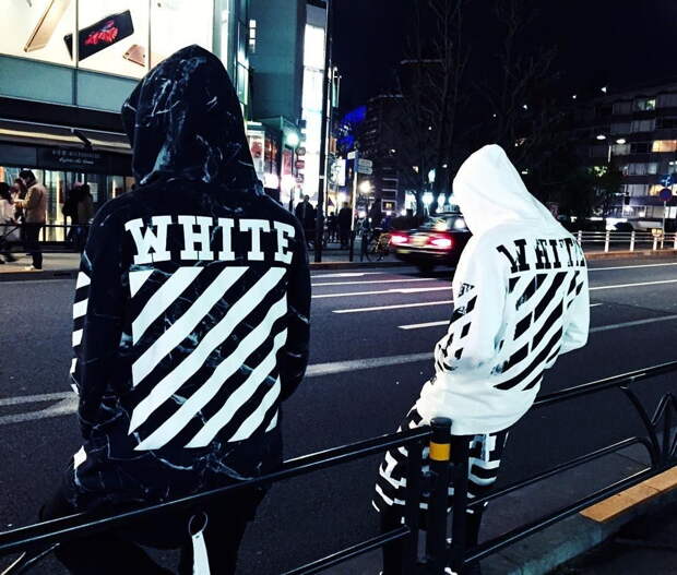 Особенности и преимущества брендовой одежды от OFF-WHITE