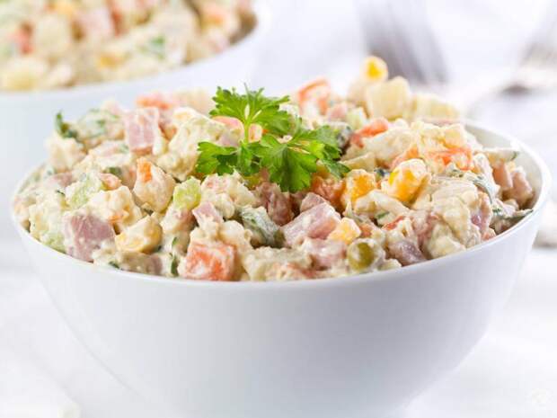 Оливье по-советски: почему найти настоящий майонез сегодня почти невозможно и как выбрать лучший к новогоднему столу