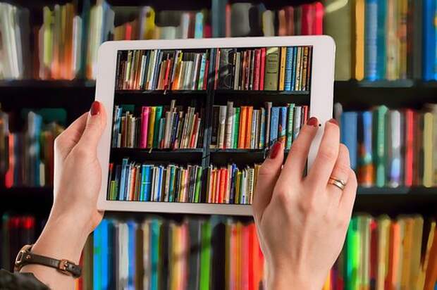 В «Активном гражданине» продолжают выбирать тему книжной выставки в «Доме на Брестской».