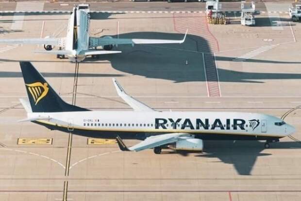 От Ryanair потребовали объяснений после посадки «заминированного» борта
