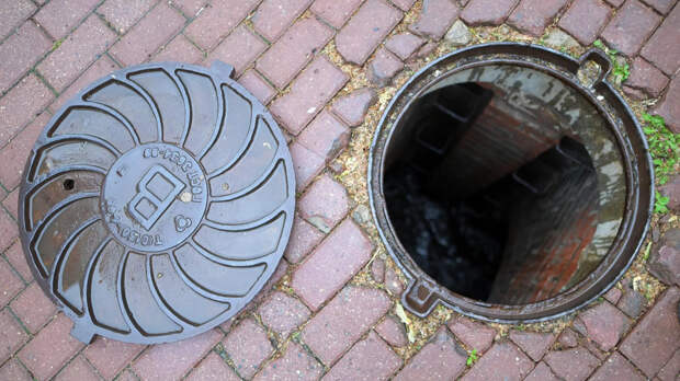 Тело нашли в канализационном люке на северо-востоке Москвы