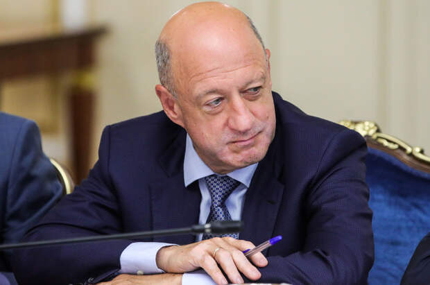 Бабаков призывает прекратить "щедрую" продажу ресурсов за границу: эксперт предлагает самим создавать необходимые стране продукты