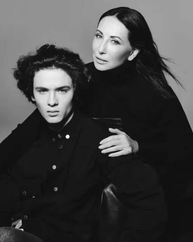 Алика Смехова с сыном