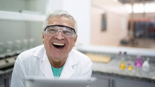 Вакцина из пива и лаборатория-унитаз: странные идеи, меняющие медицину