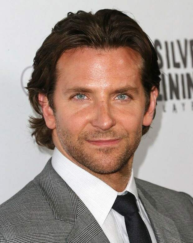 Лицо идеального мужчины, составленное из частей лиц знаменитых красавцев Голливуда