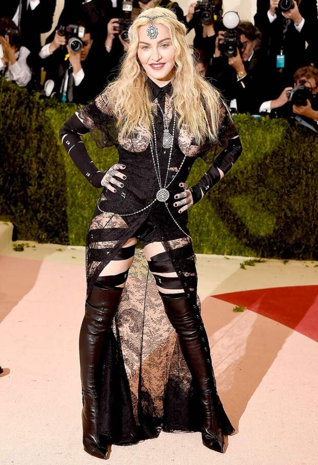 Мадонна, благотворительный бал в музее "Метрополитан" - 2016 звезды, наряды, смелое платьице, фото