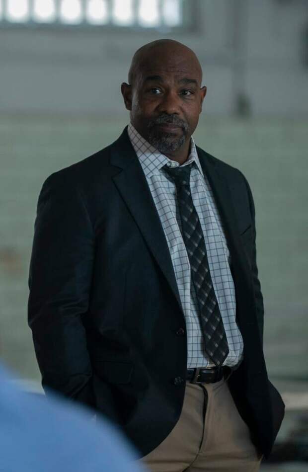 Kareem in a Suit - Mayor of Kingstown