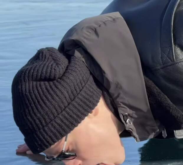 Актриса Поплавская рассказала, что Shaman облизал лед на Байкале ради внимания