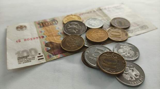 Закрывшийся в Новосибирске цех одежды La Luna не выплатил зарплату экс-сотрудникам