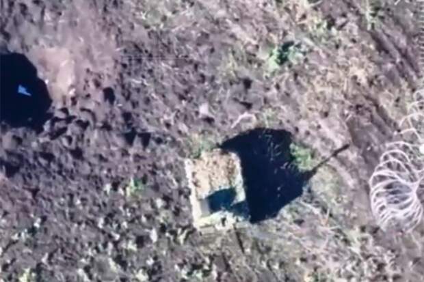 Гусеничный НРТК «Курьер» выполнил задание, несмотря на подрыв