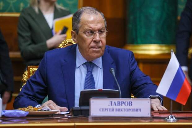 Лавров заявил, что в НАТО, говоря об ударах по России, отбросили все приличия