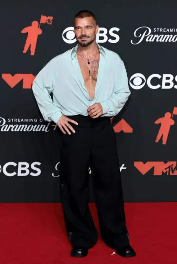 Рики Мартин