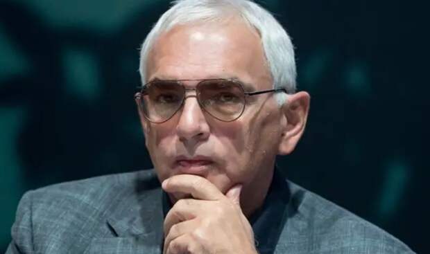 Карен Шахназаров: миссия Советского Союза закончилась со смертью Сталина. Прав ли кинорежиссёр?