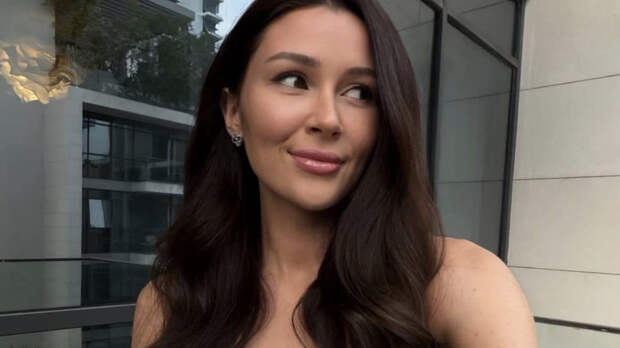 «Этот возраст идеален!»: Анна Заворотнюк встретила 30-летие, как героиня фильма