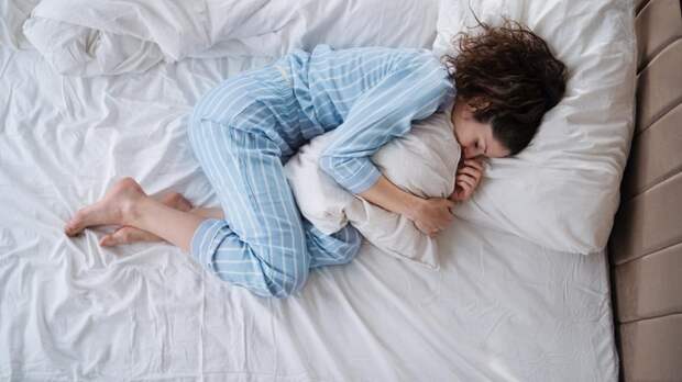 Фотография: Какие позы во сне могут серьезно навредить здоровью №1 - BigPicture.ru