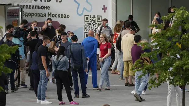 Проценко назвал ситуацию с заболеваемостью COVID-19 в России близкой к критической