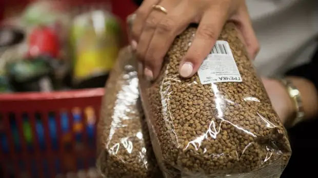 В Роскачестве дали рекомендации по хранению круп и муки