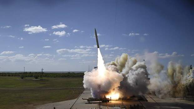 Почему Россия использует супер-оружие лишь в крайних случаях? Лебедев объясняет