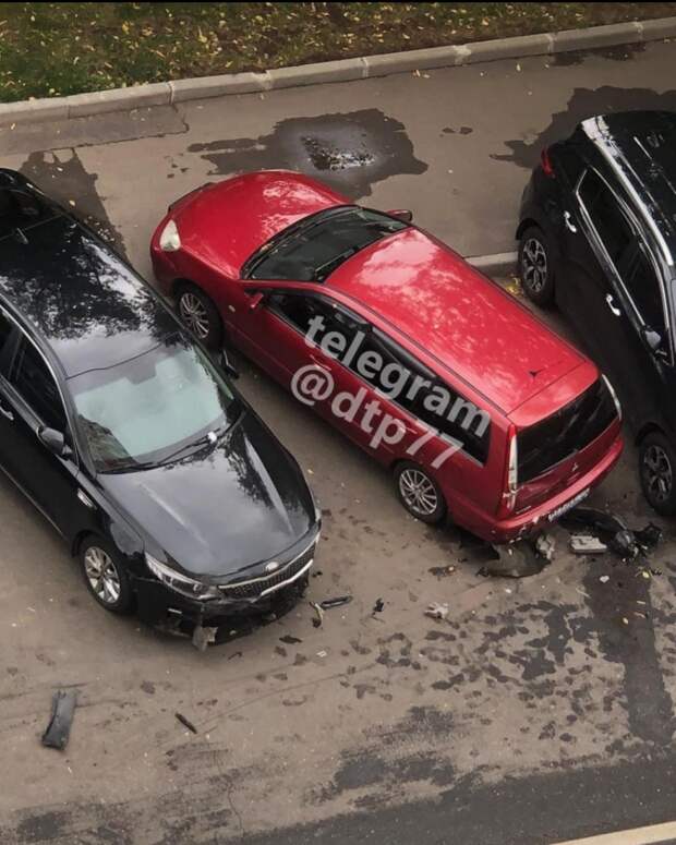 Пьяный водитель каршеринга разбил шесть машин на Шокальского