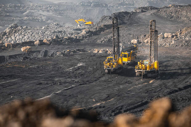 "Ъ": рост продаж коксующегося угля в Индию не закроет падение поставок в Китай