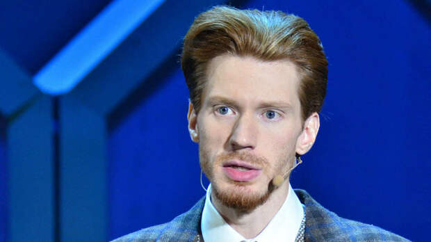 Внук Пугачевой опроверг информацию о продаже замка в деревне Грязь