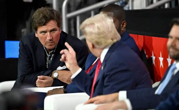 Такер Карлсон призывает военных США отобрать у Трампа «ядерную кнопку