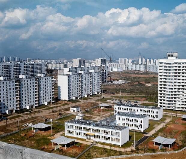Мог ли обычный советский человек купить себе квартиру?