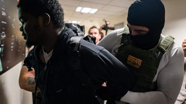 NBC: Белый дом расширил кампанию по лишению иммигрантов гражданства