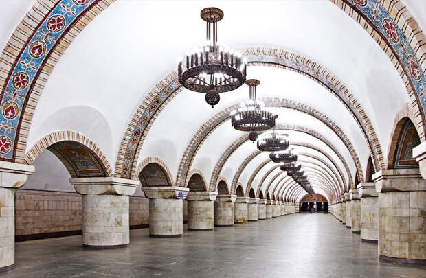 Samye-krasivye-stantsii-metro 47